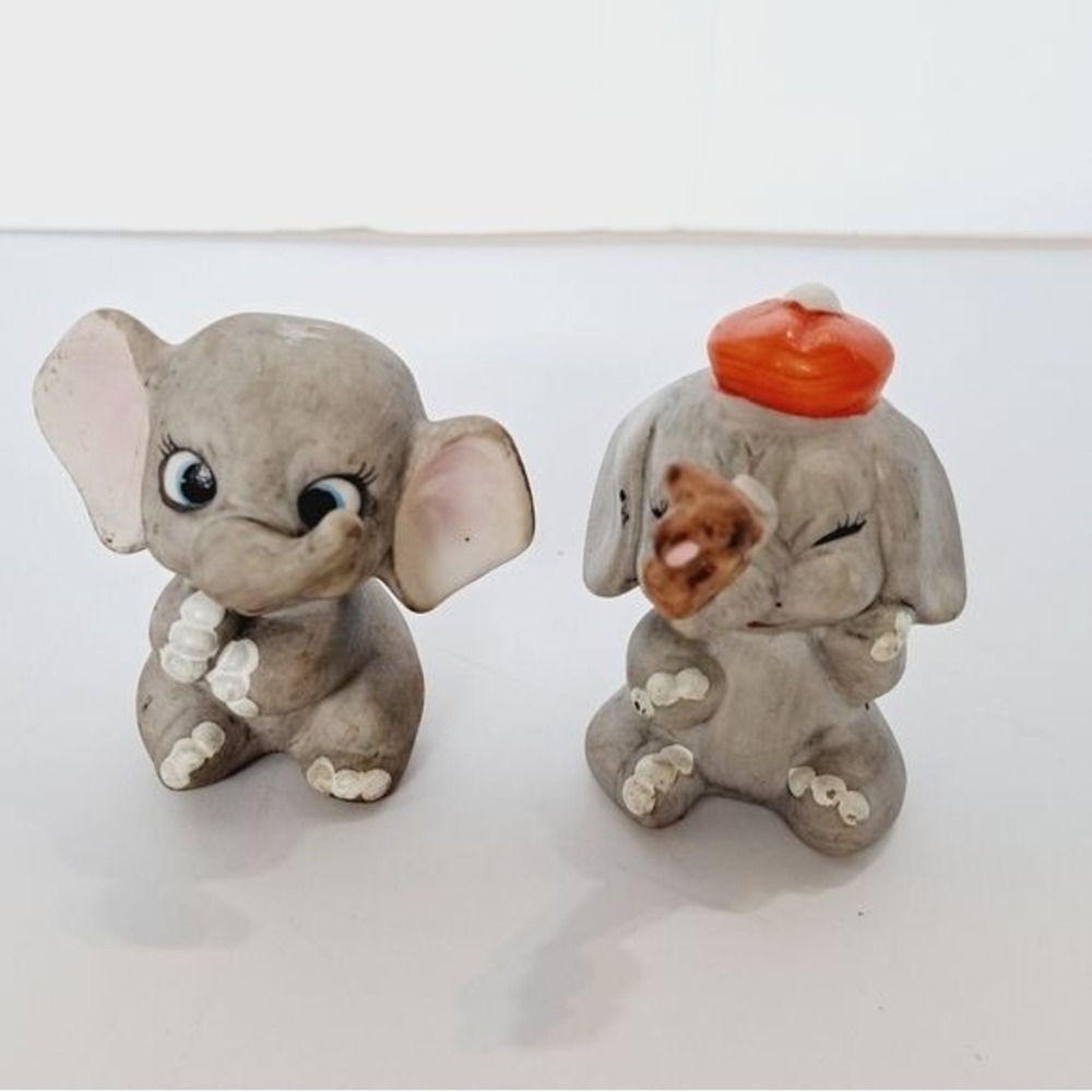 Enesco Elephant‎ Figurines  Gray Anthropomorphic Ceramic Pair 2.5"